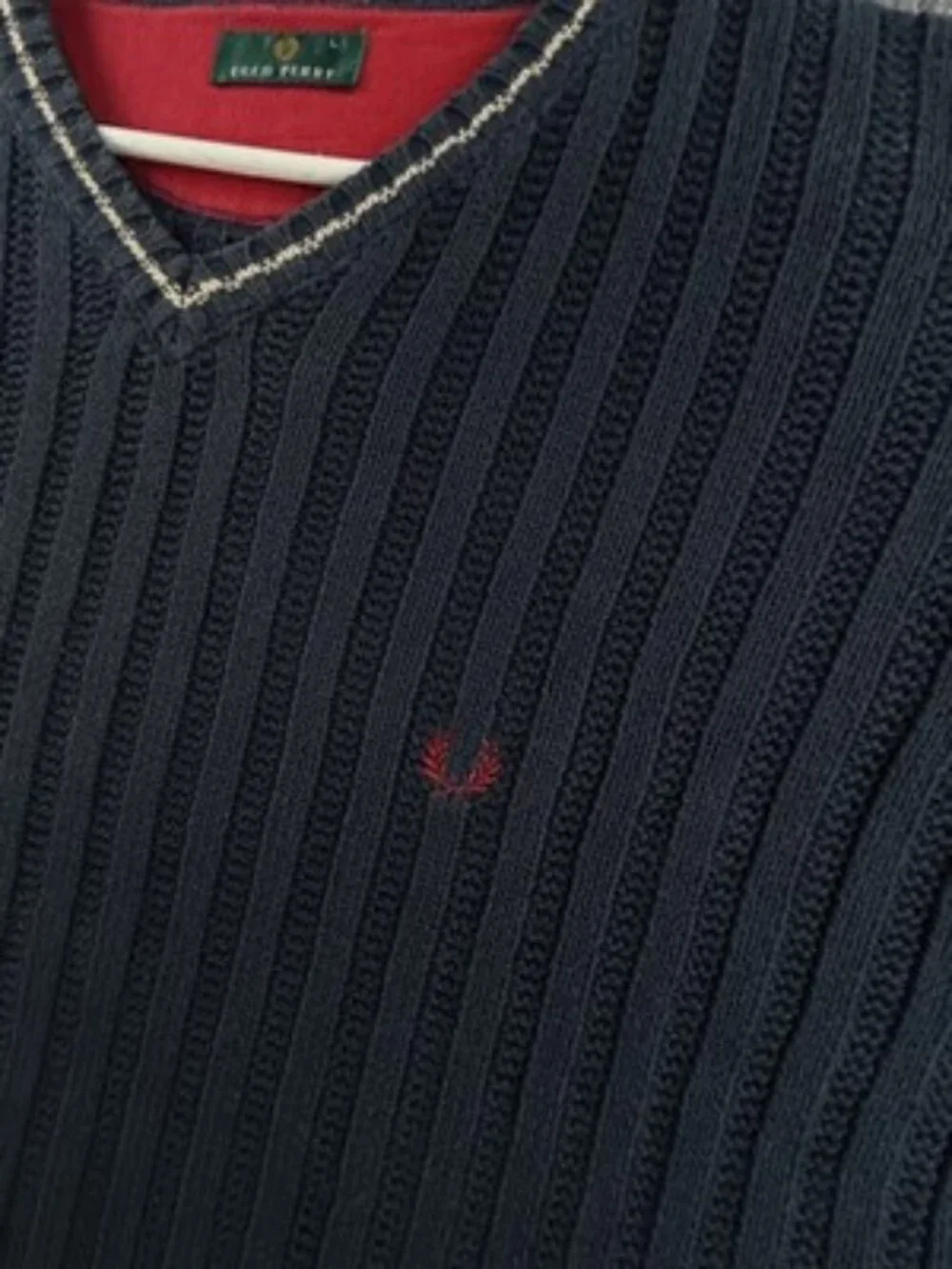 Fred Perry Heavyweight Large Logo V-Neck Blue Men Pullover Sweater Cotton Knit